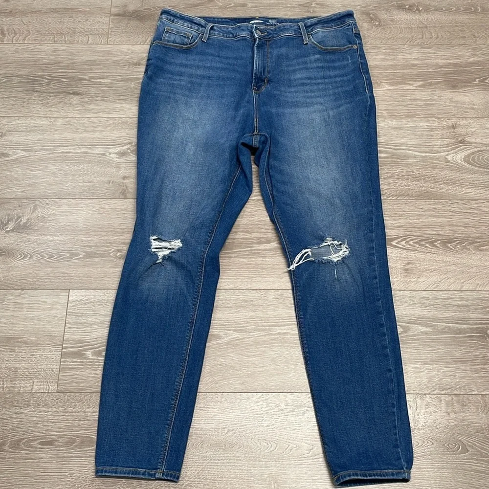 Old Navy Rockstar Super Skinny High Rise Secret Slim Pocket Distressed Denim 18L